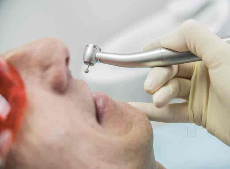 Dentist In Borivali